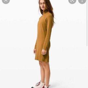 Lululemon keep it cozy dress